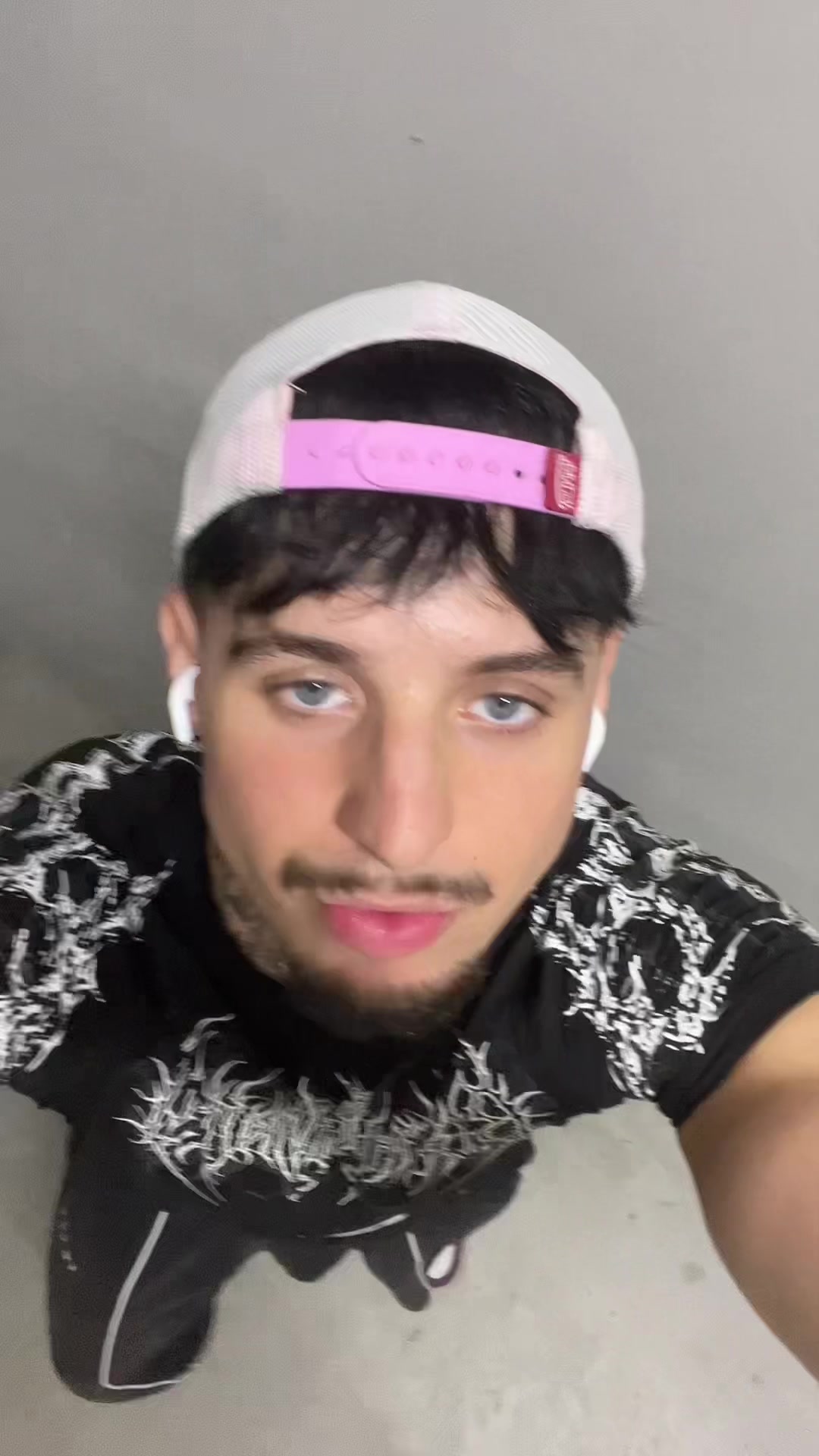 @𝖆𝖑𝖊𝖘𝖘𝖘𝖍𝖆𝖐