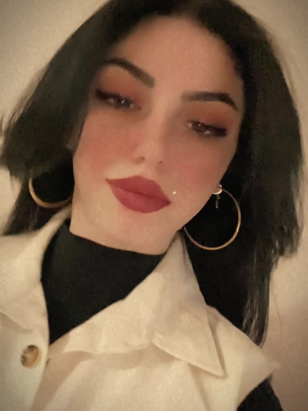 @👸