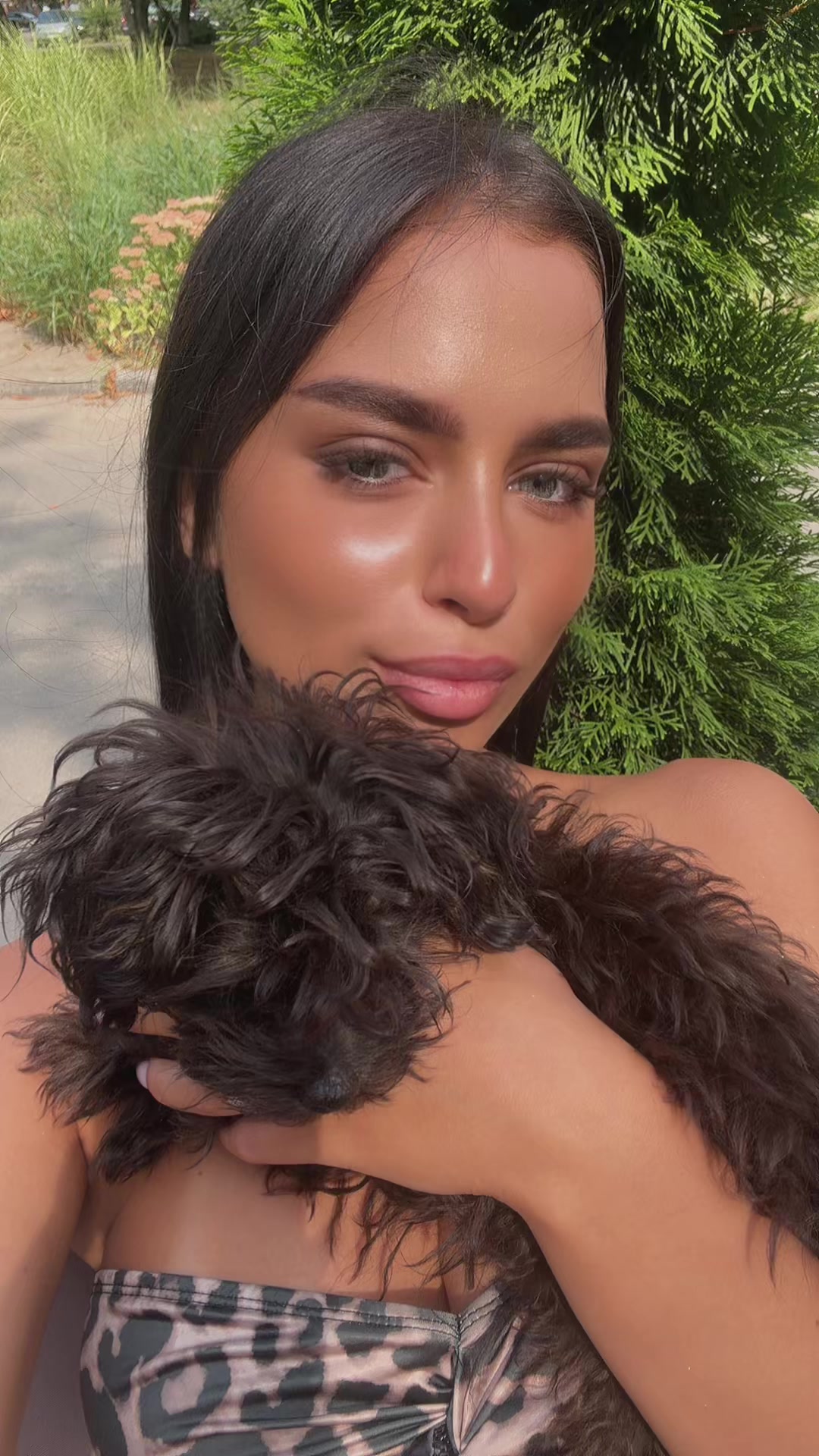 @Ева