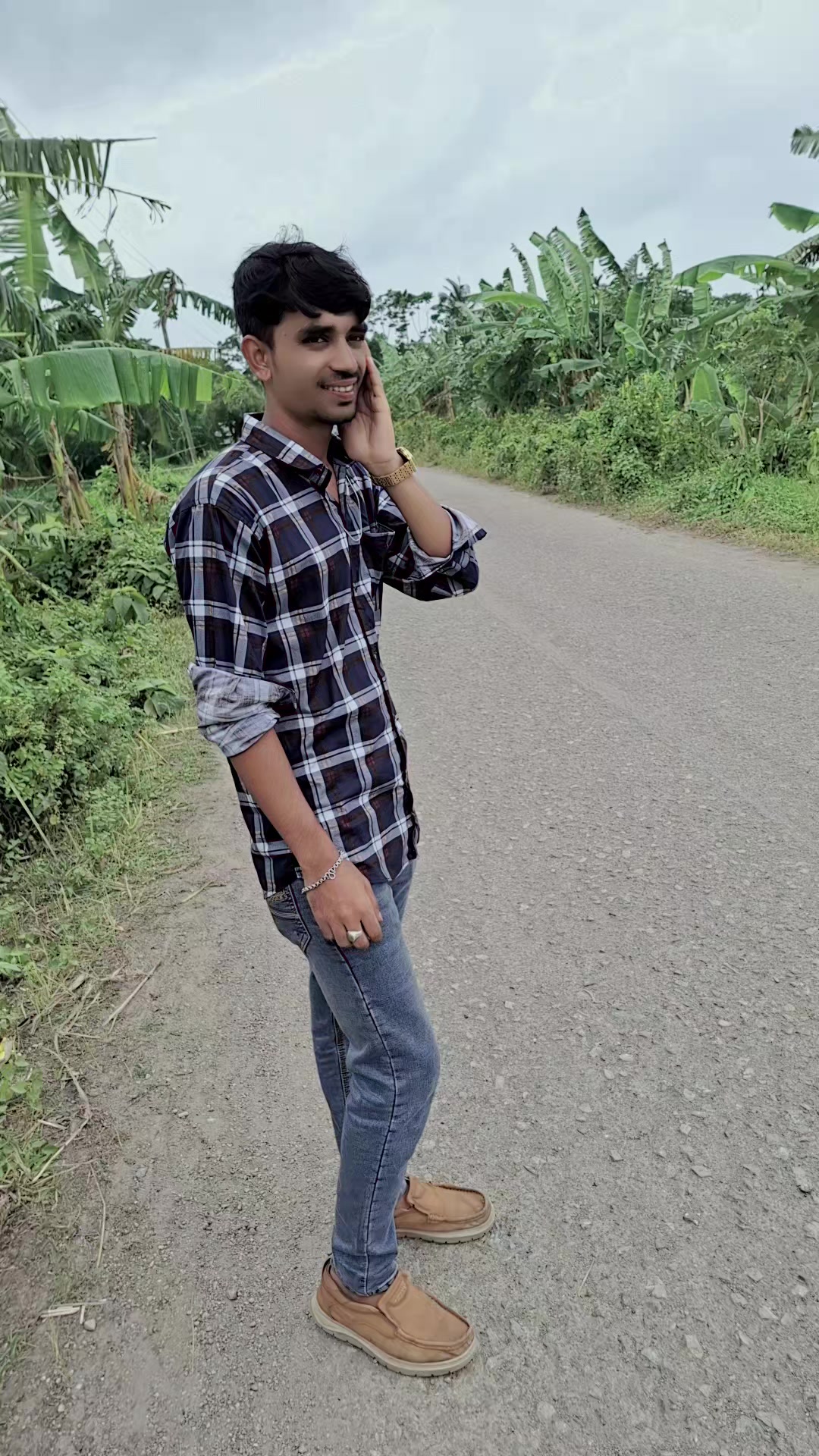 @বাউল ছেলে আনোয়ার +সালাম সরকার