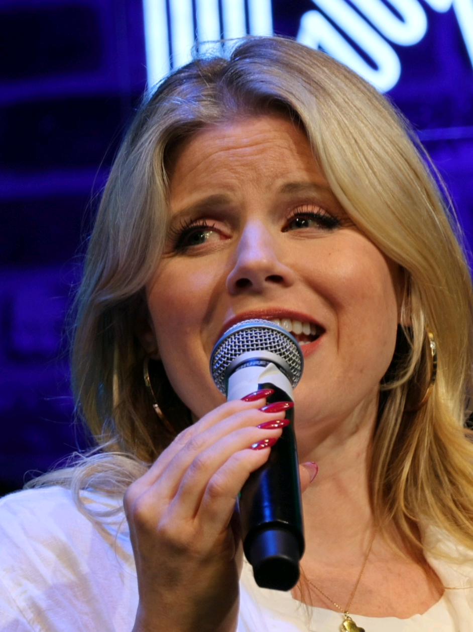 @Broadway Sings For Pride