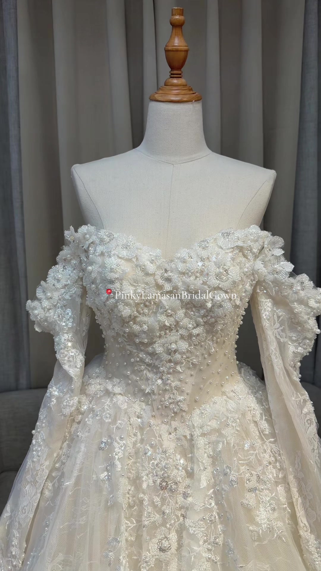 @pinkylamasanbridalgown