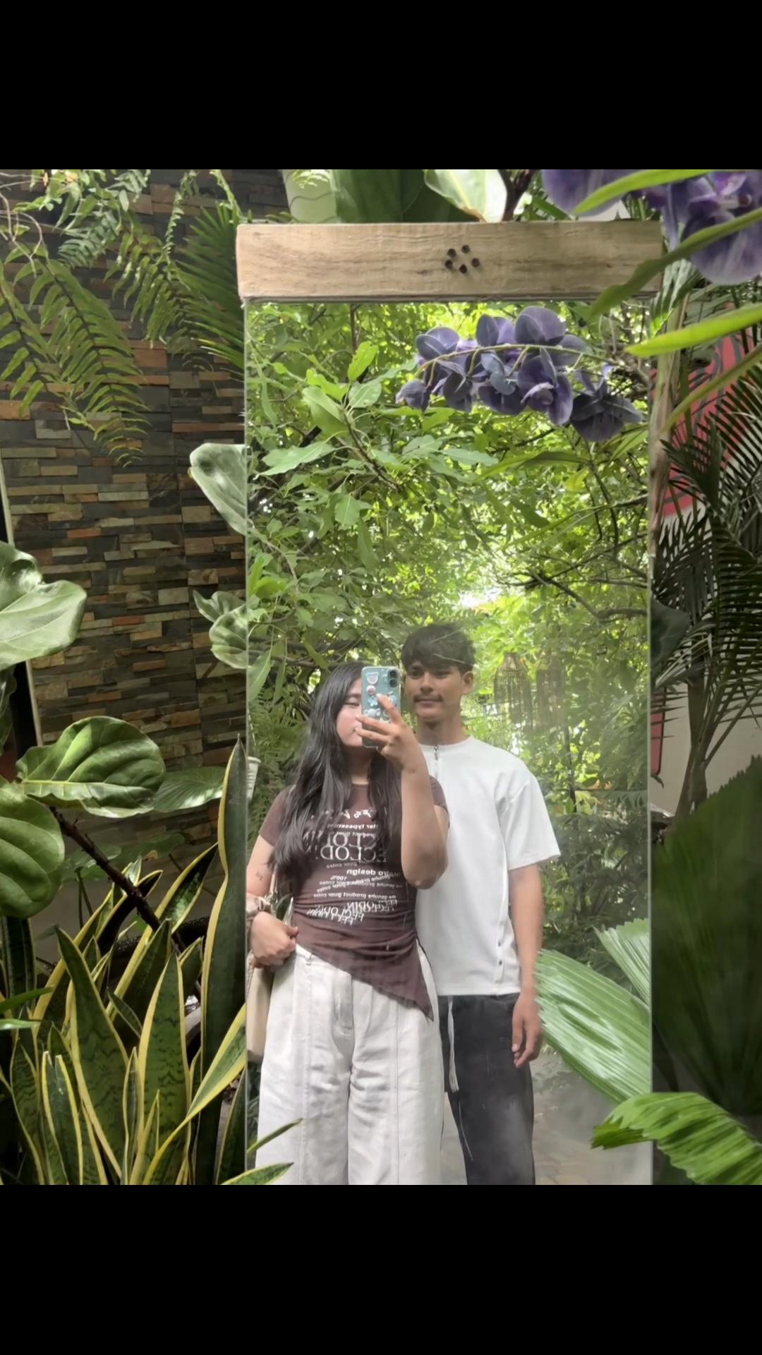 @Yat<3