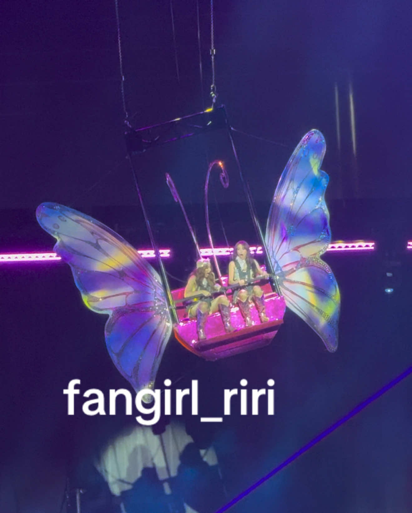 @Fangirl Riri