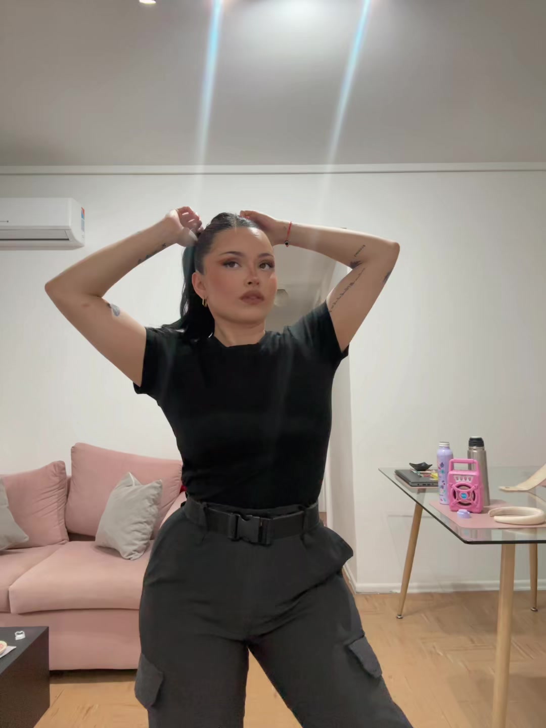 @EMI 🖤
