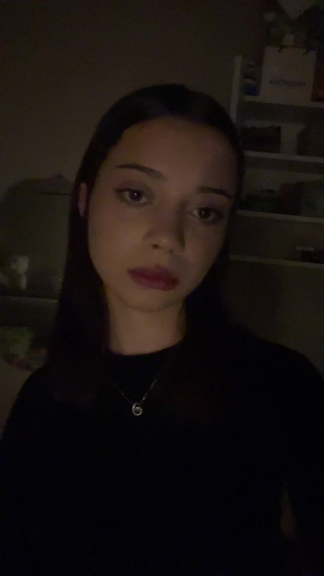 @сашко🧎🏻♀️