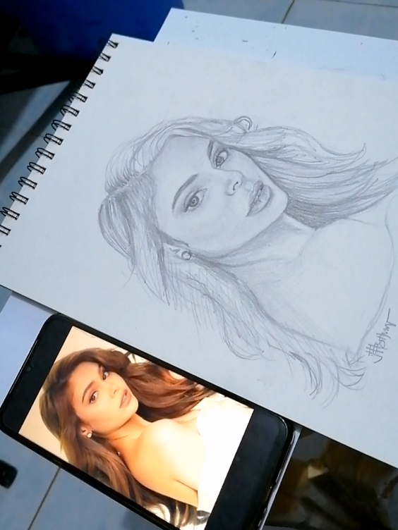@portraithue