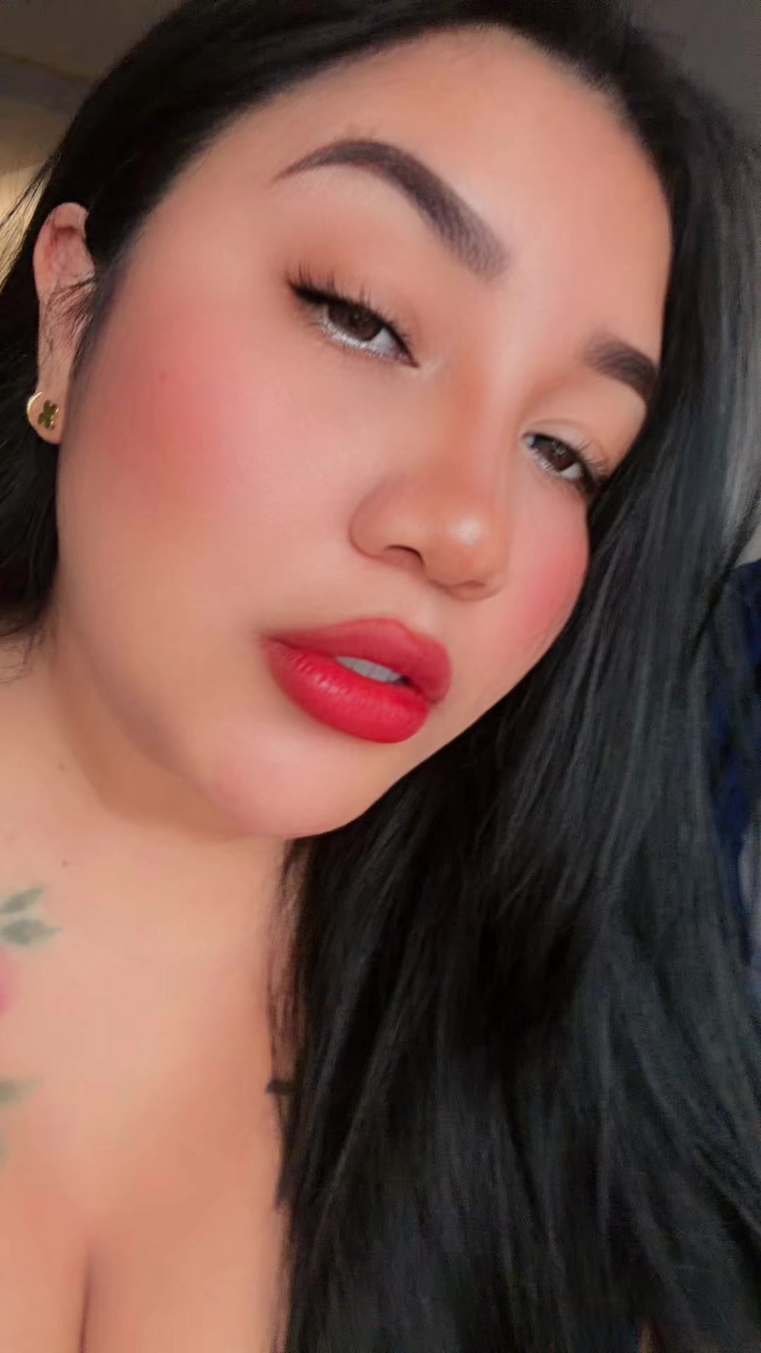 @ 𝓕. 𝓕