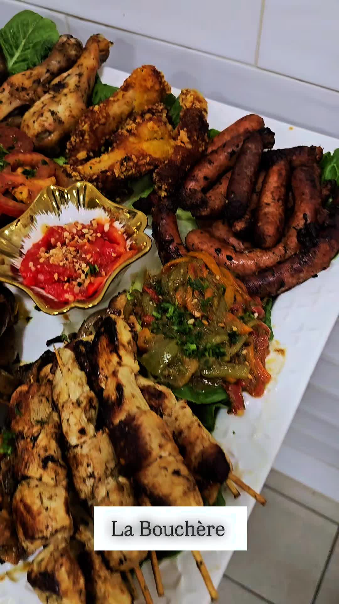 @La Bouchère