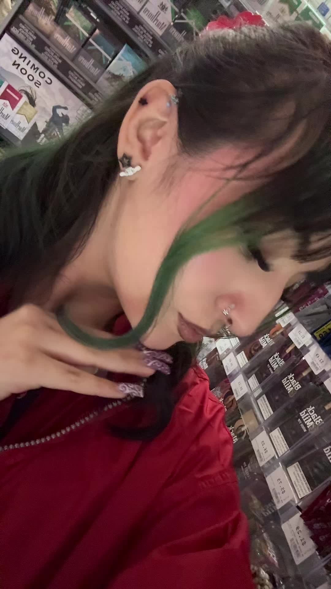 @oozingboolet