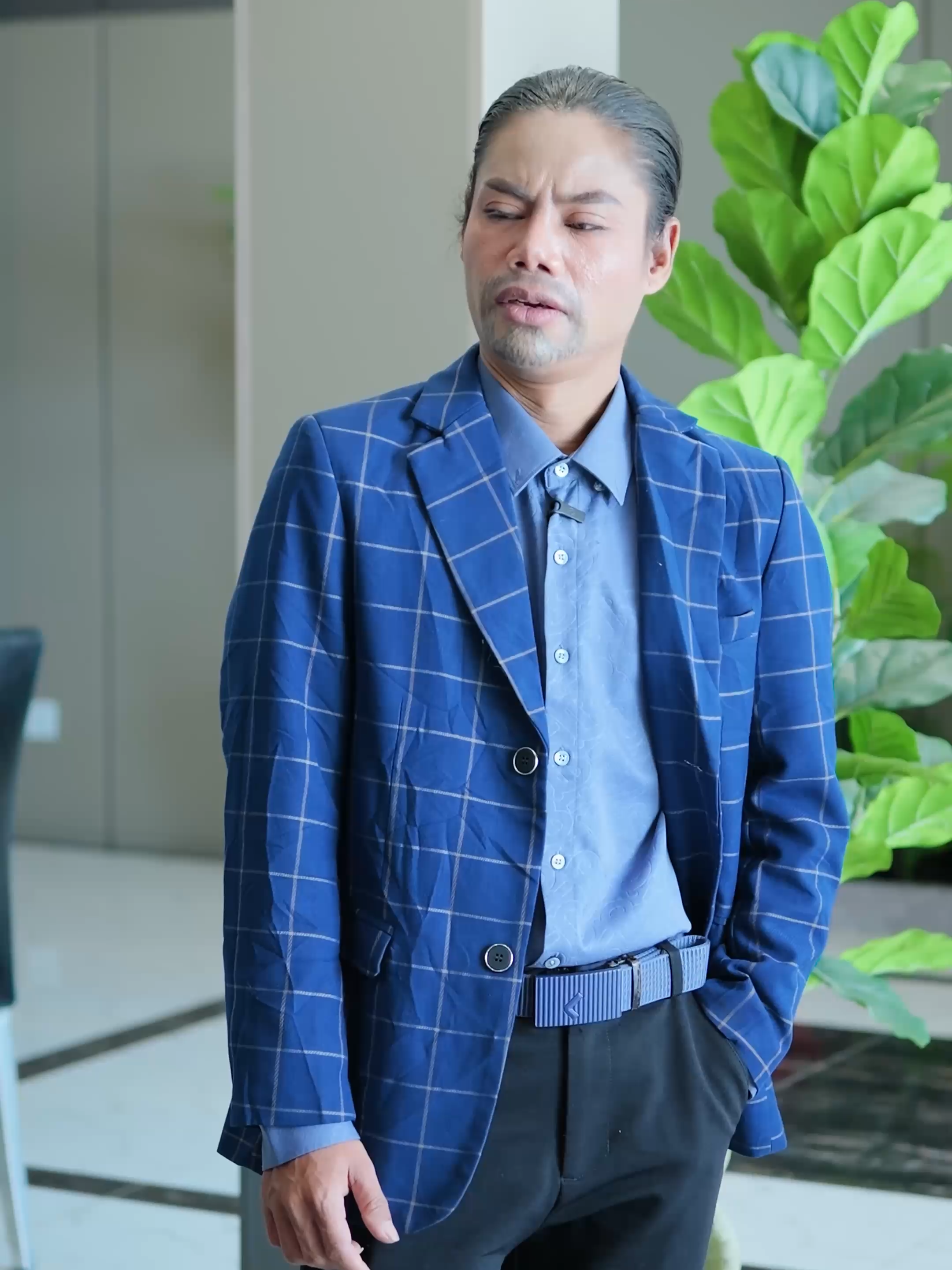 @PhanRong - ផាន់រុង