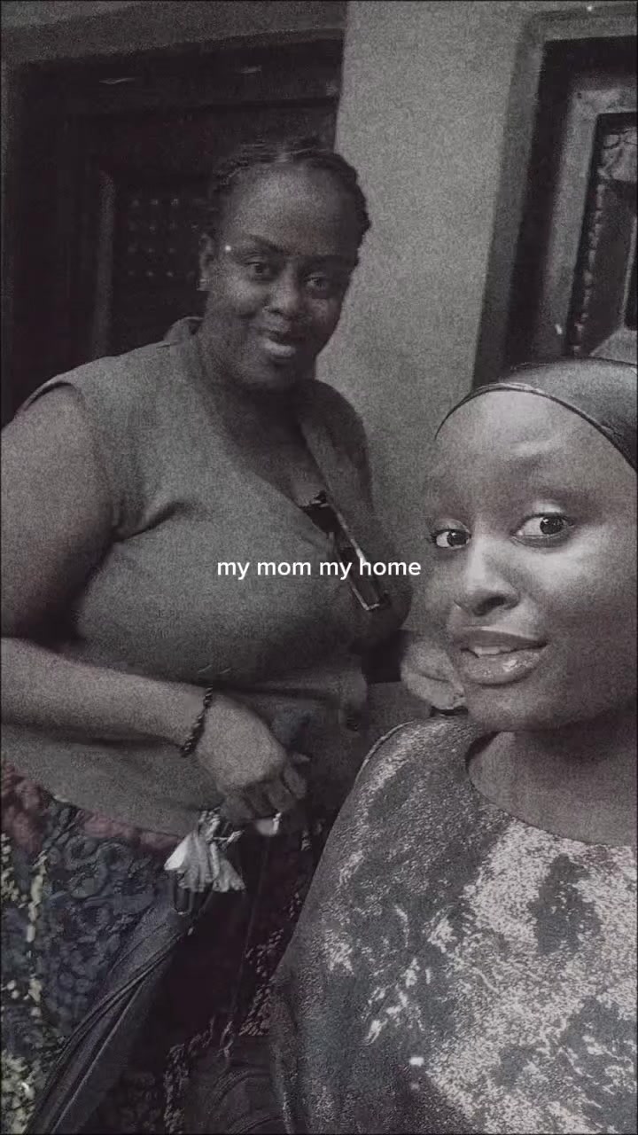 @Bigforeheadgirl🎗️