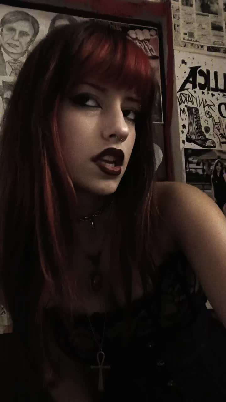 @Emilija🗡️