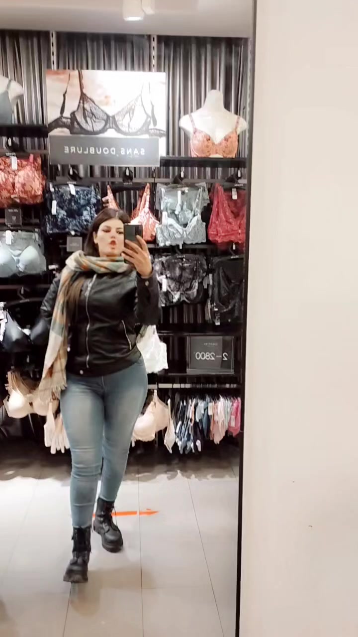 @katia🧿