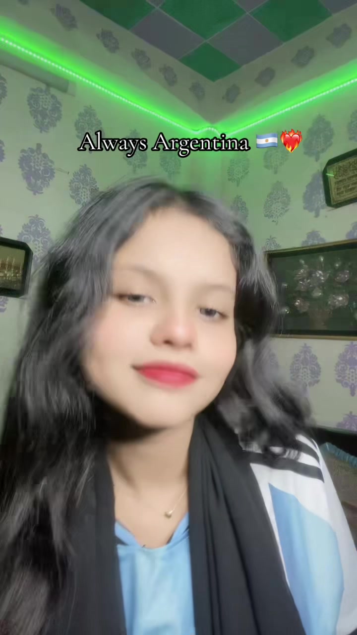 @🐼 P A N D I 🐼