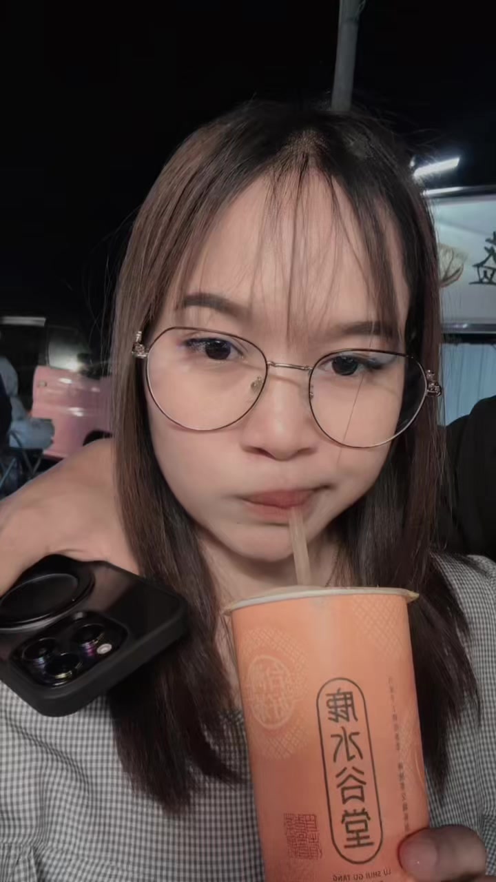 @希拉拉