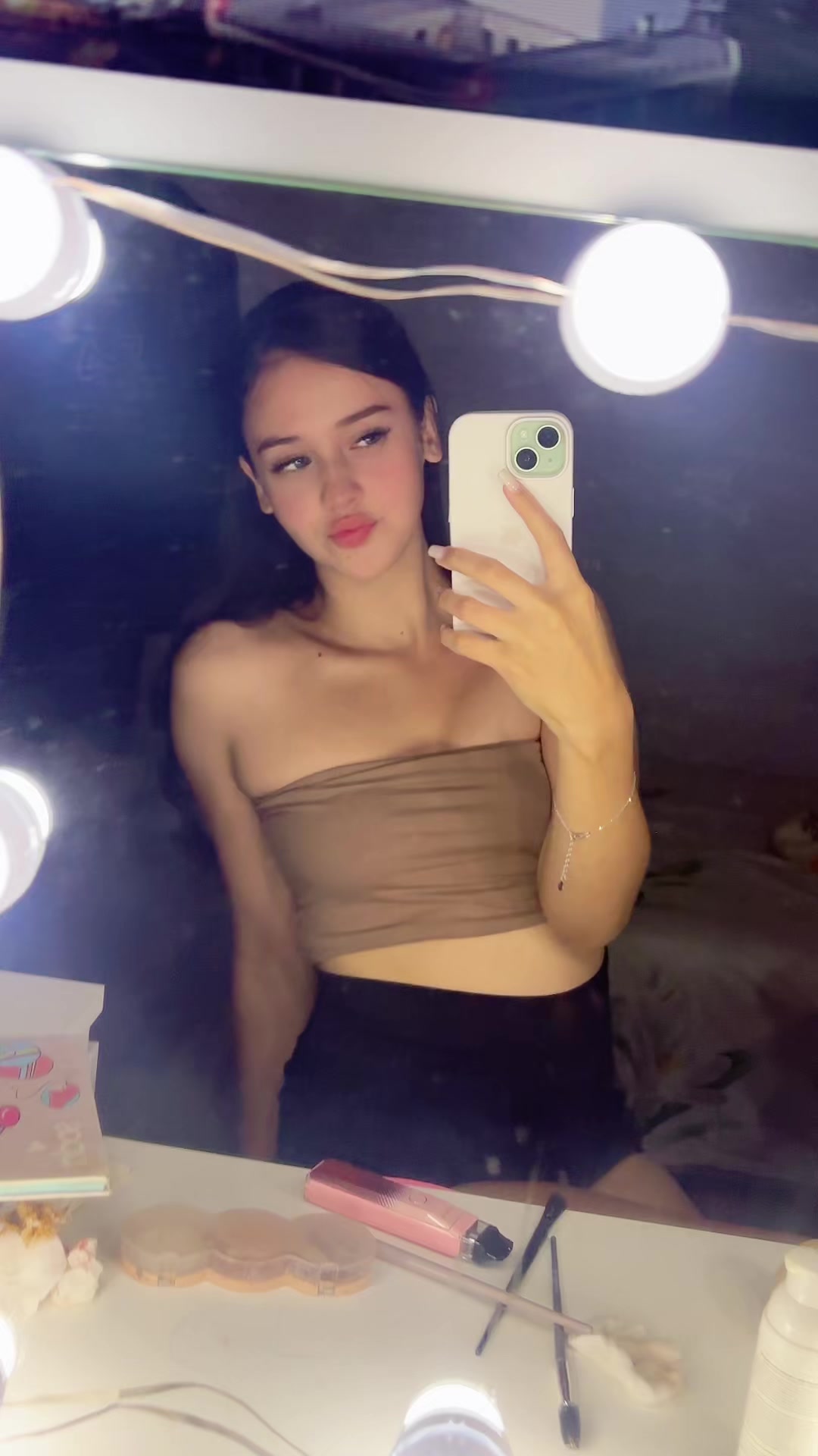 @Viktoria