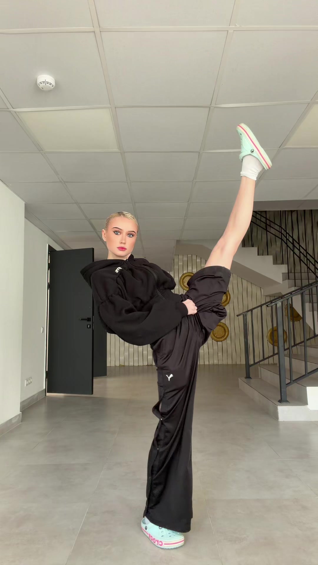 @KAMILLA BAZGANOVA🦋