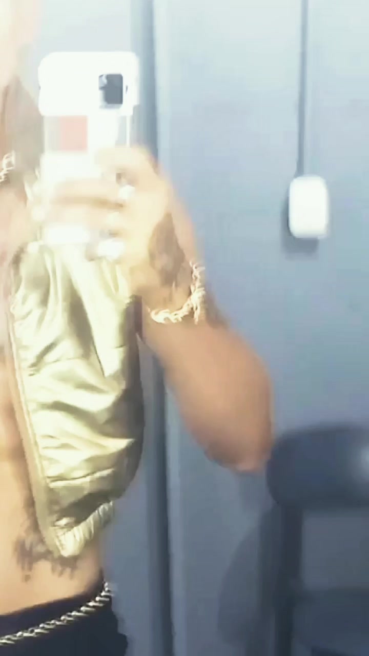 @Piamba