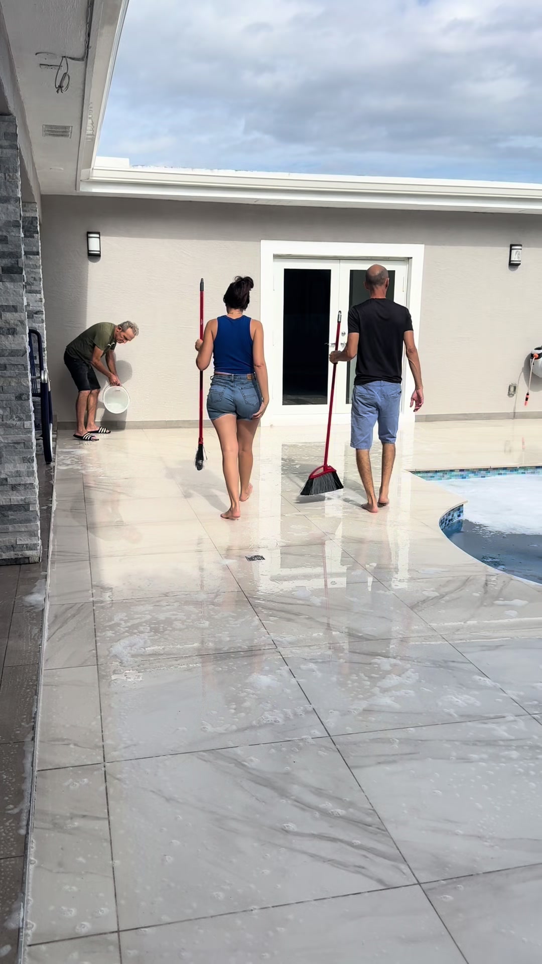 @Aniadys