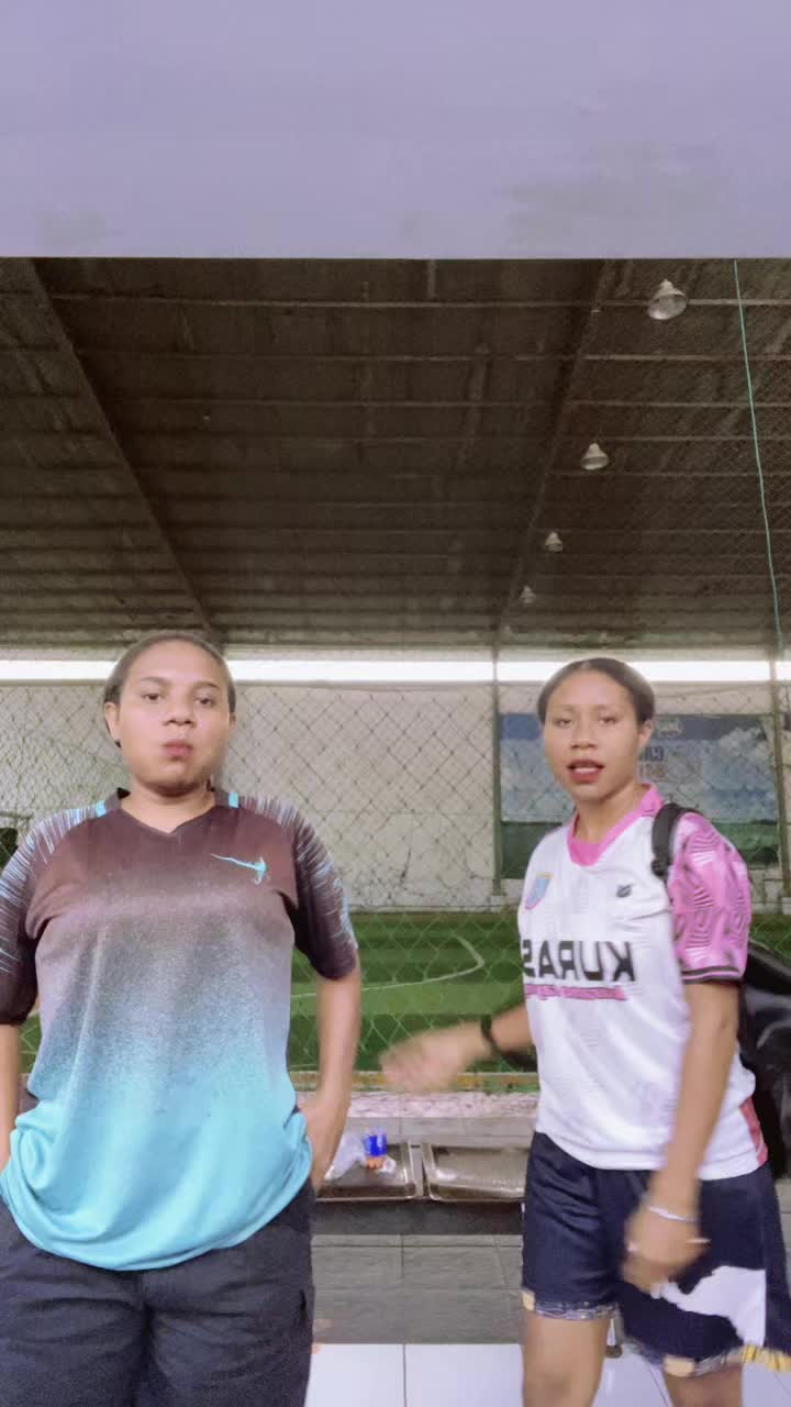 @rosszeeee