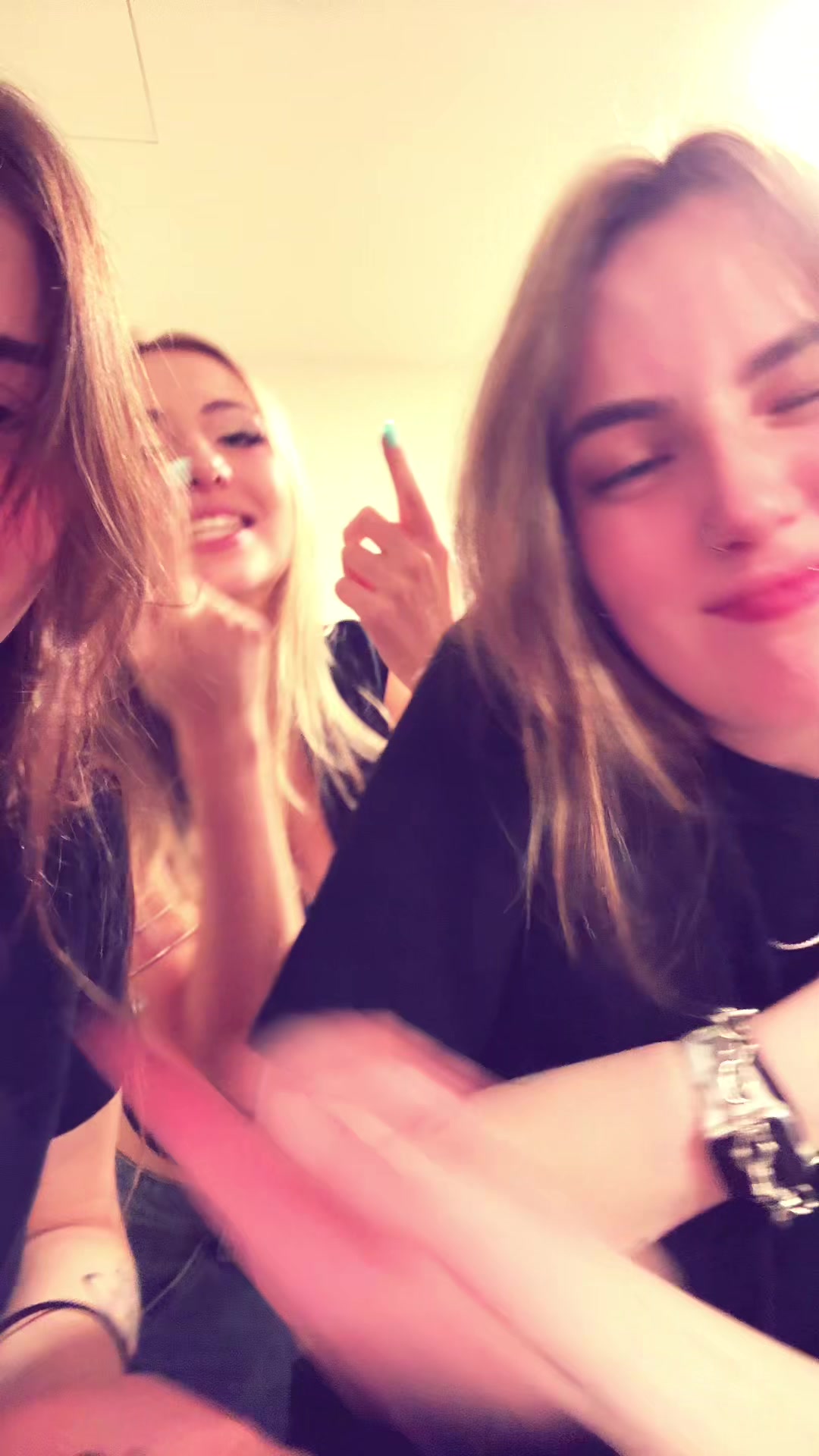 @cj