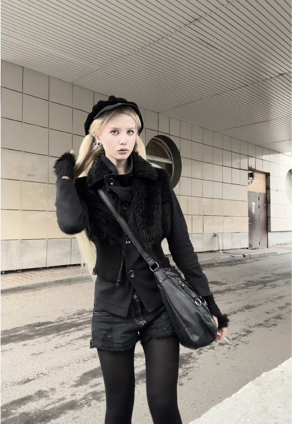@damnwitchq