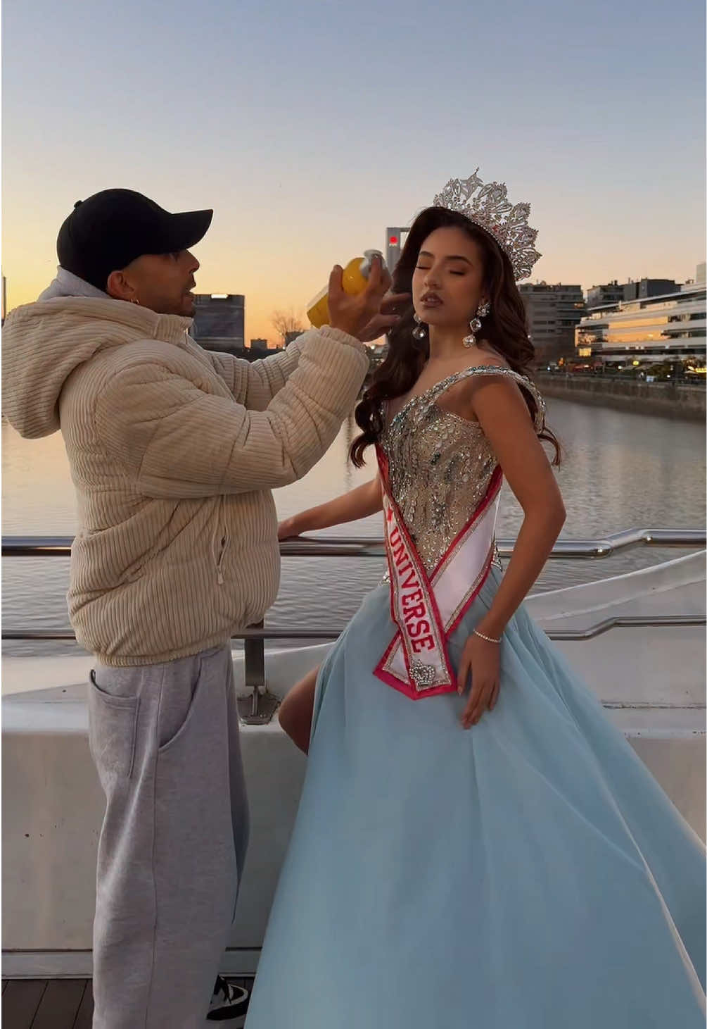@Miss Teen Universe