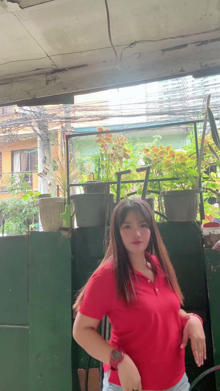 @Lea Banate