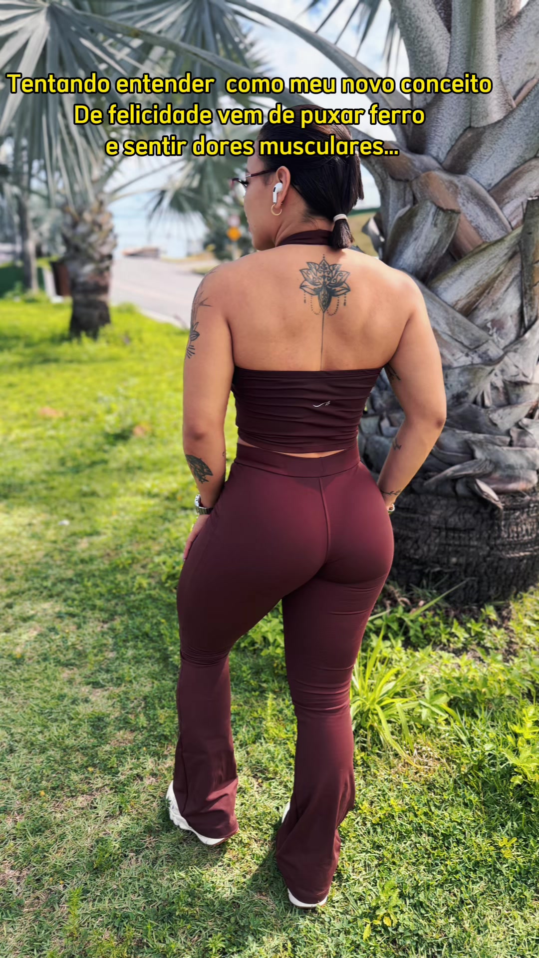 @lari19980_
