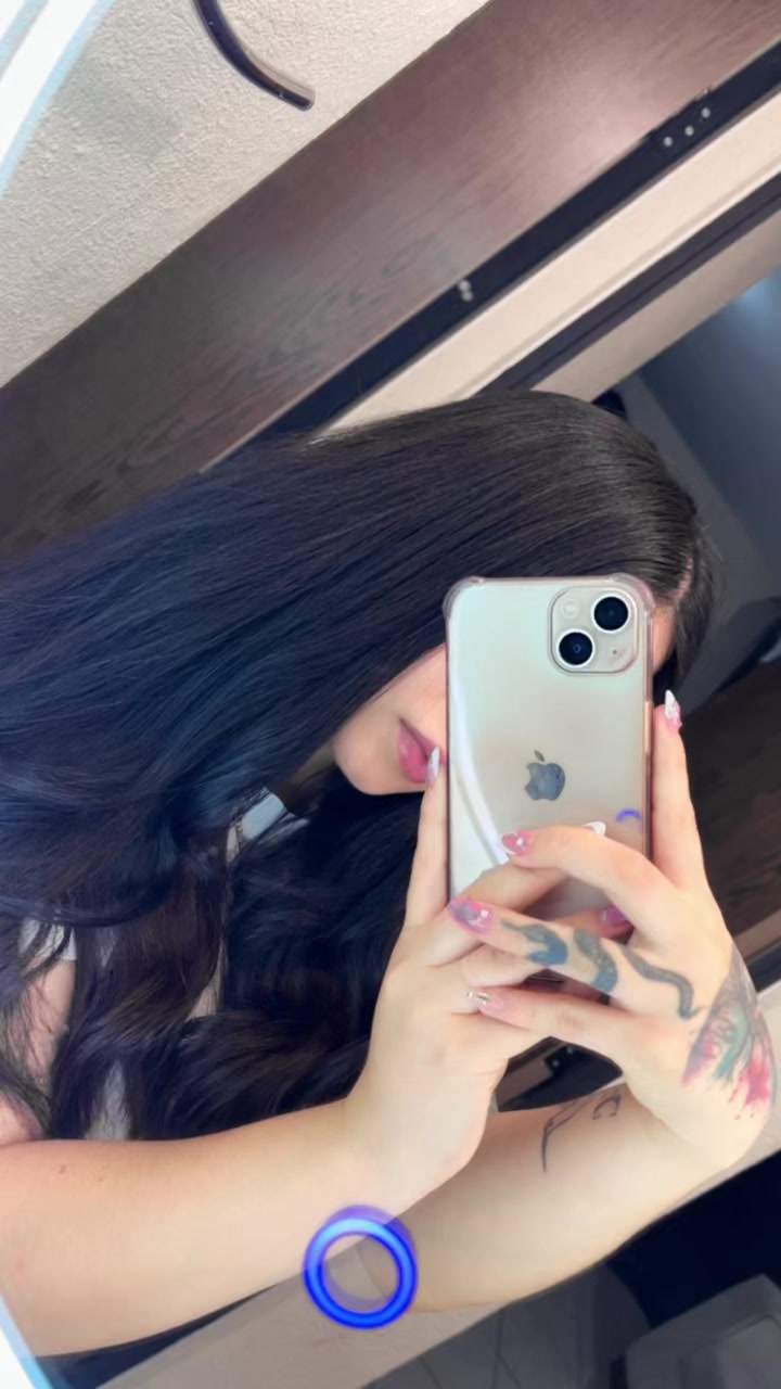 @VICTORIA REYNOSO