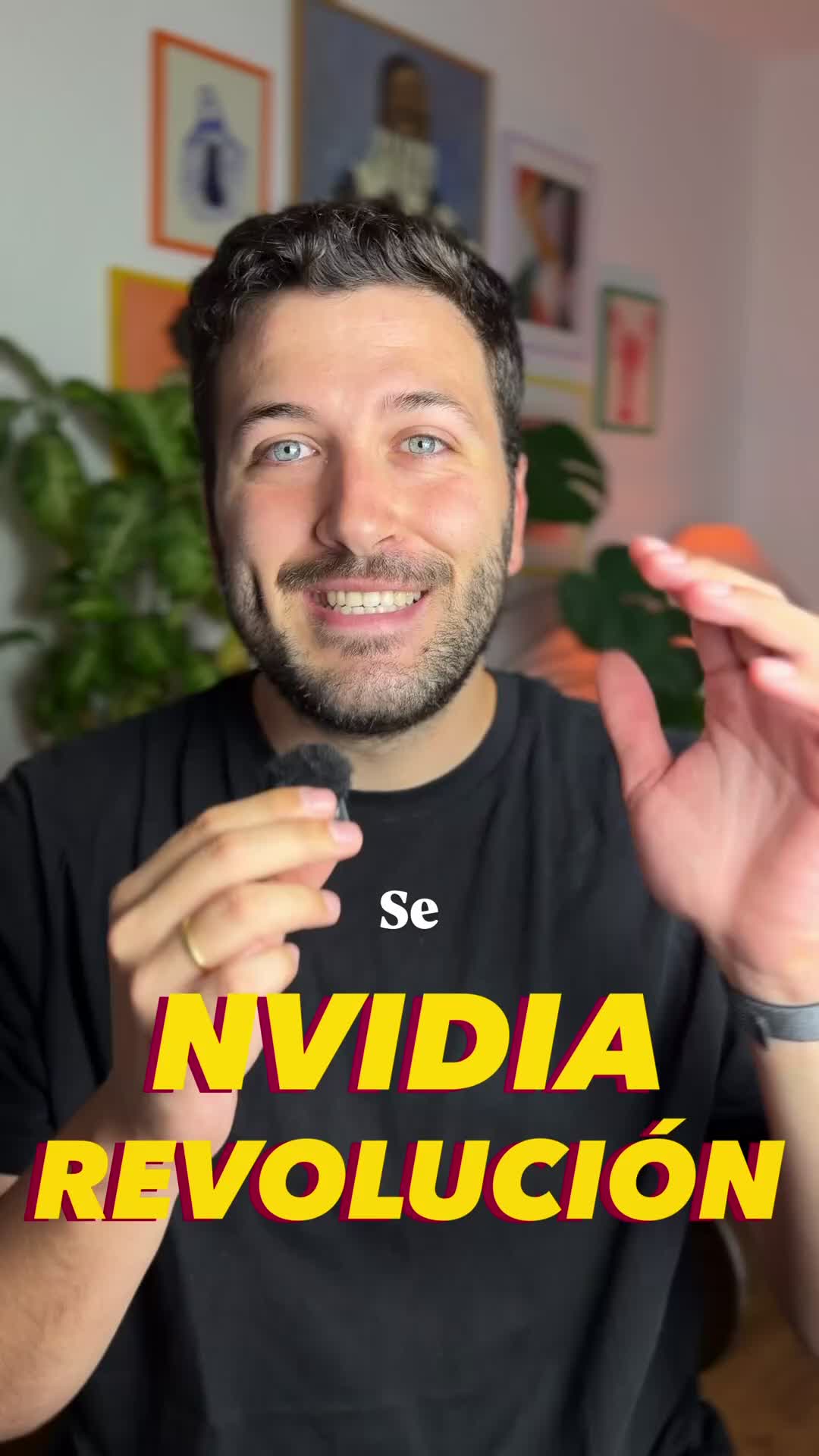 @Hipertextual