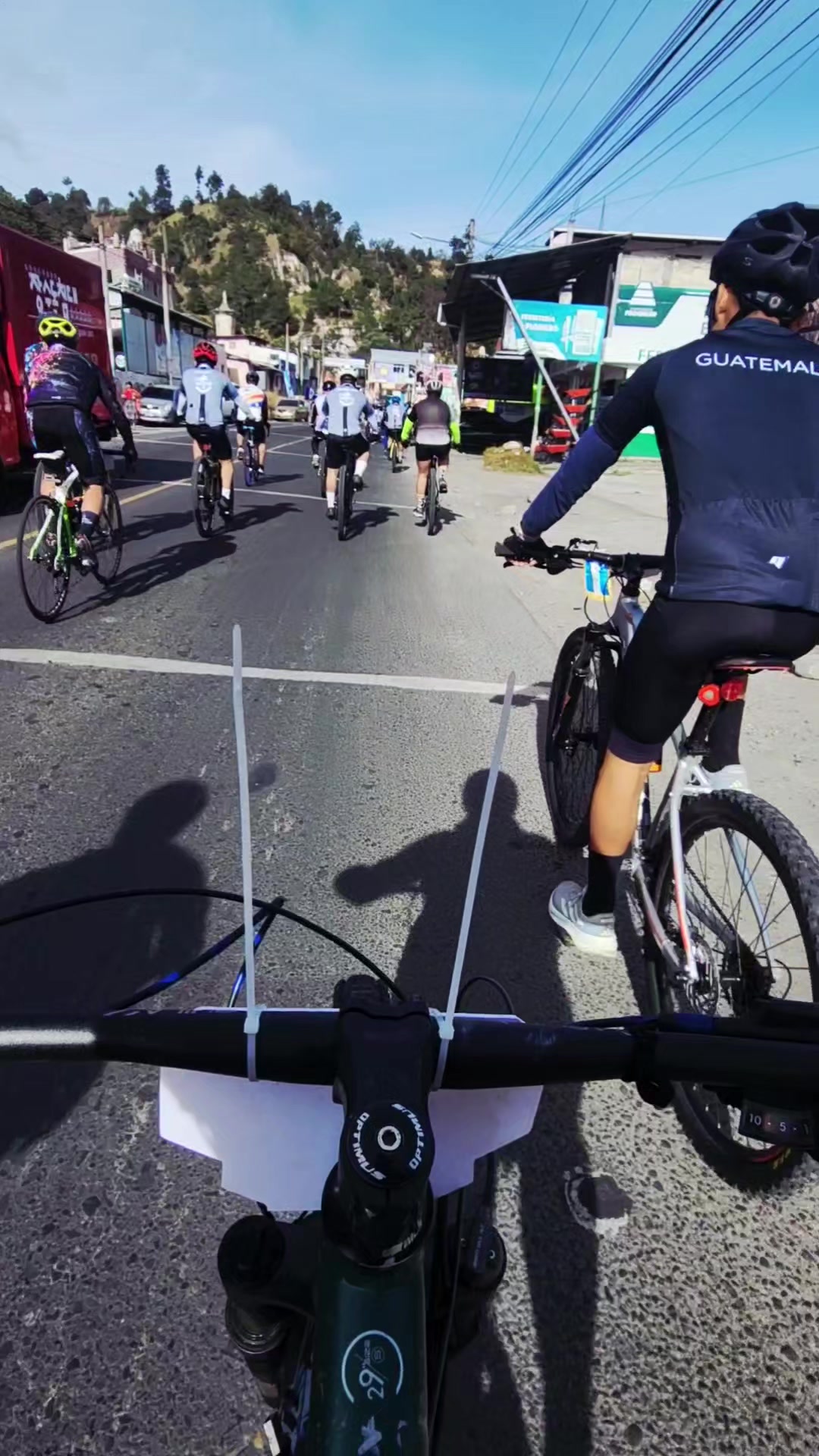 @El chico🫠misterioso??🚲