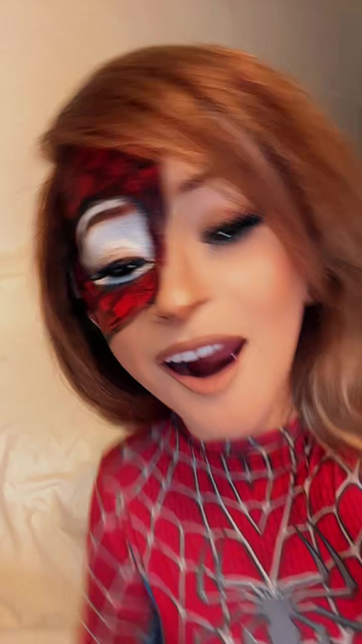 @Tinytexie