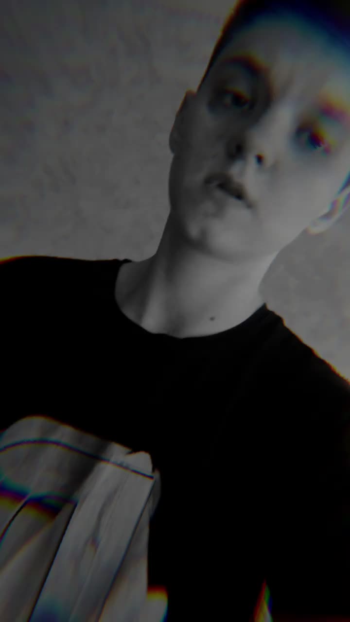 @𝓑𝓻𝓸𝓴𝓮𝓷 𝓗𝓮𝓪𝓻𝓽♡