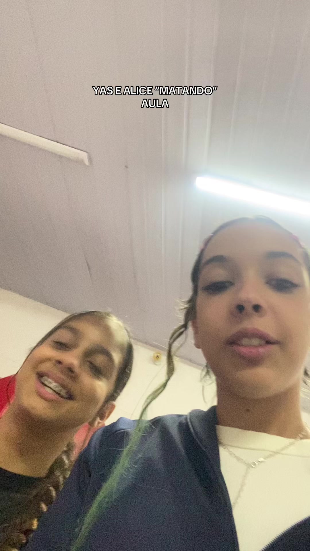@oq as metadinhas est&atilde;o fazendo