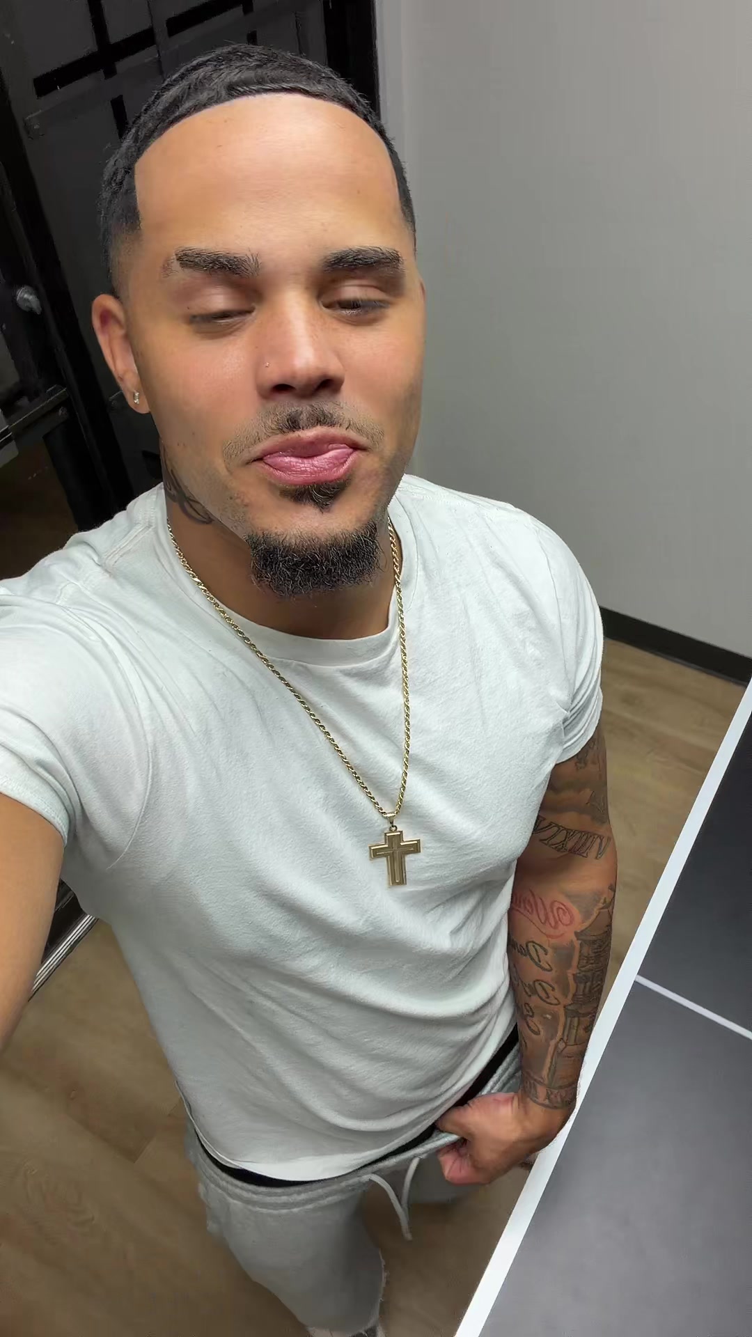 @Wavybros