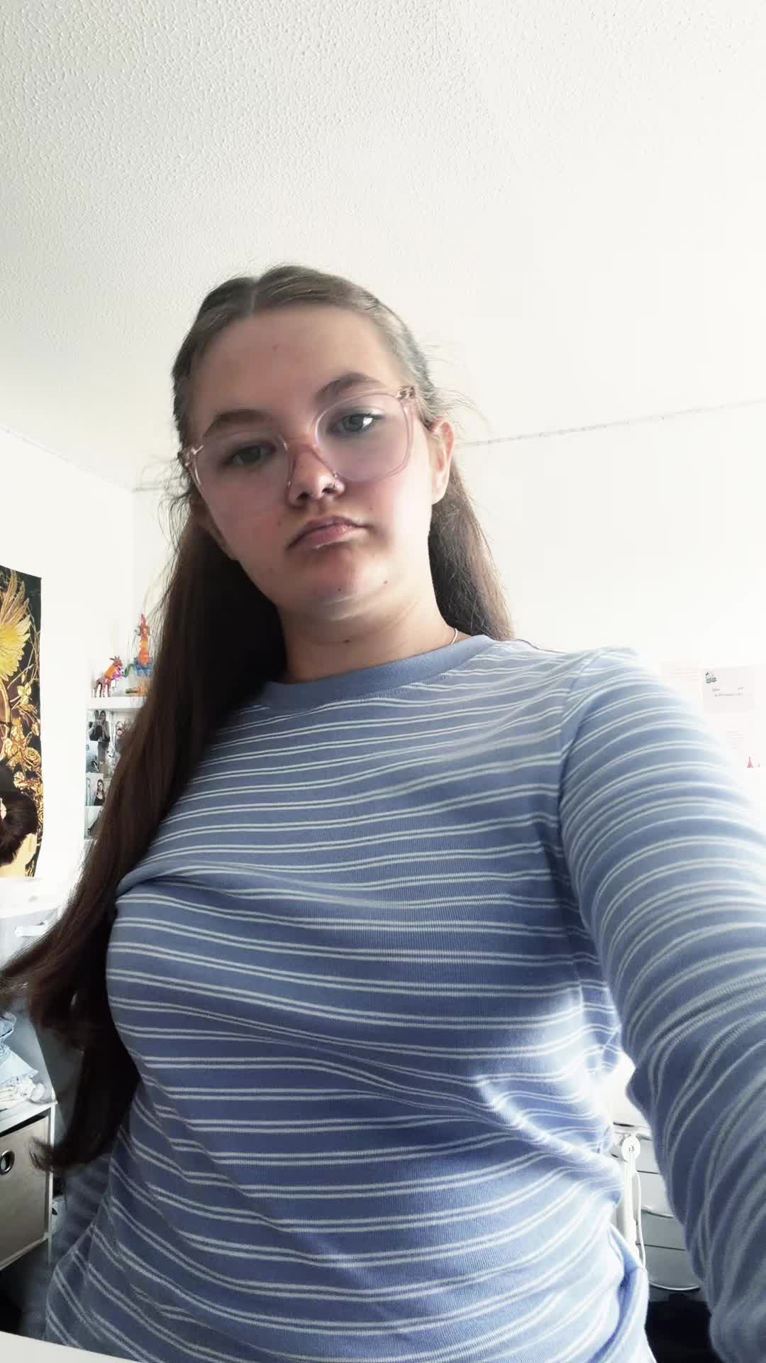 @Alexia 🤎
