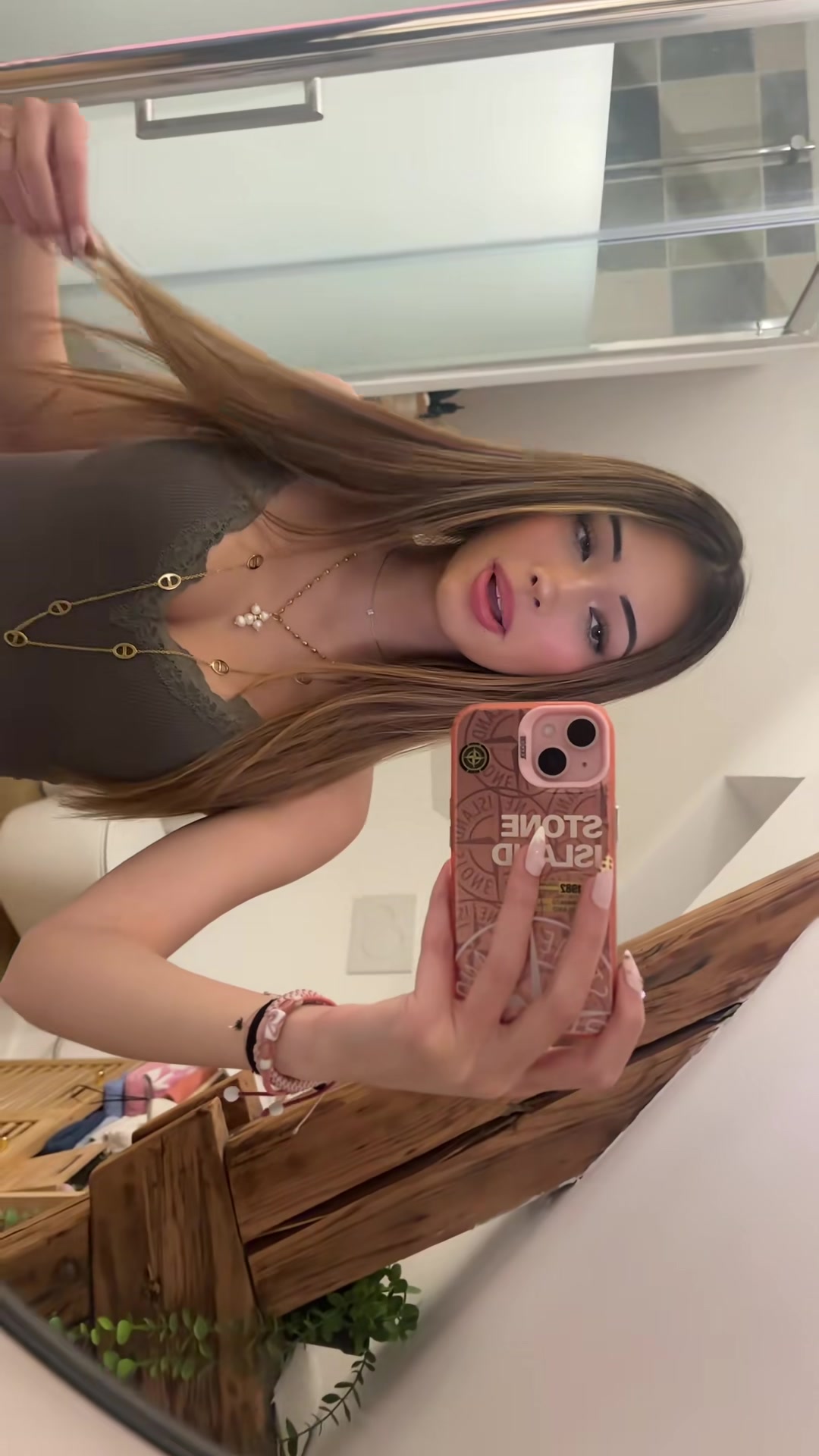 @brunnnne