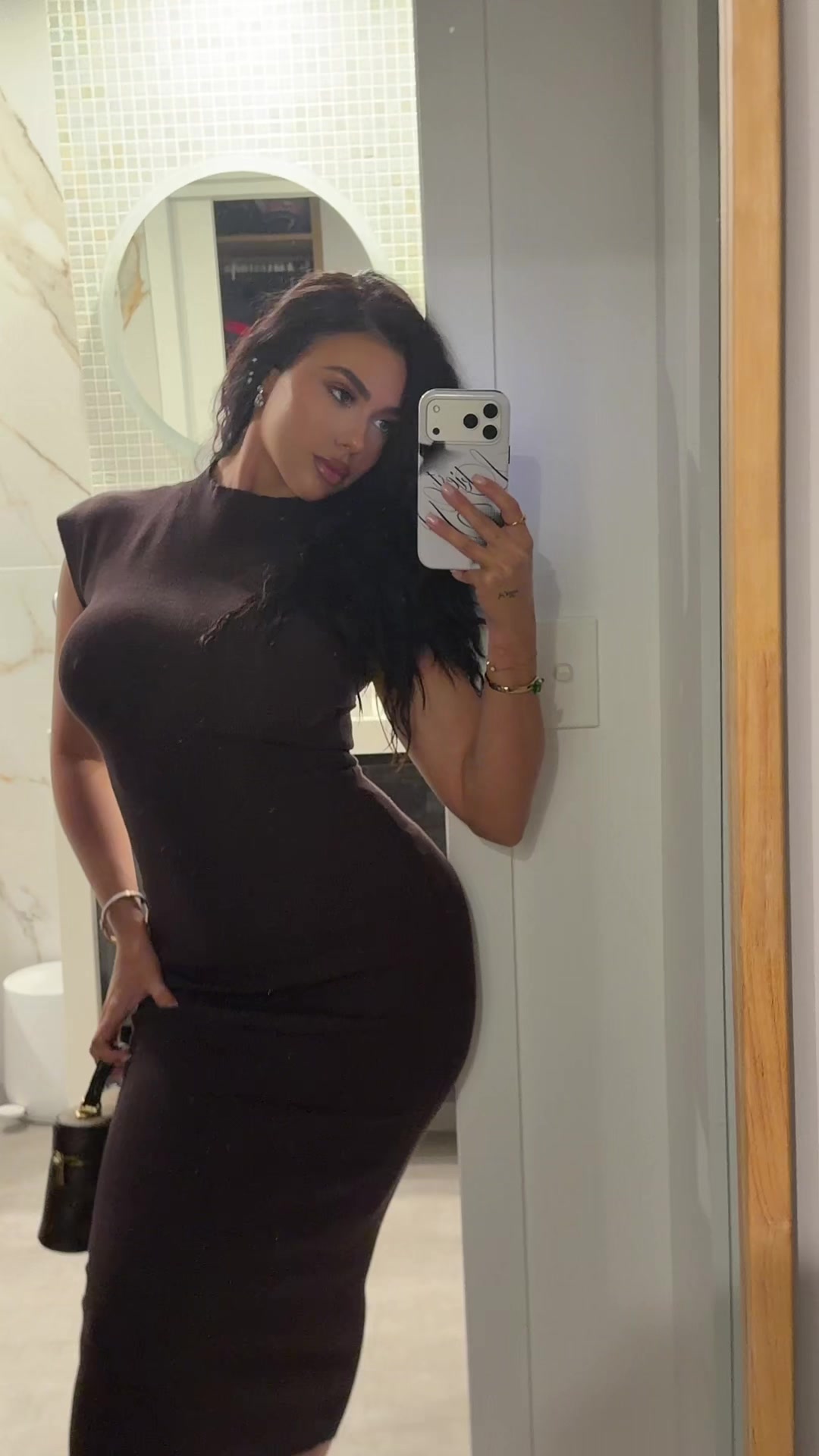 @briannahollyt