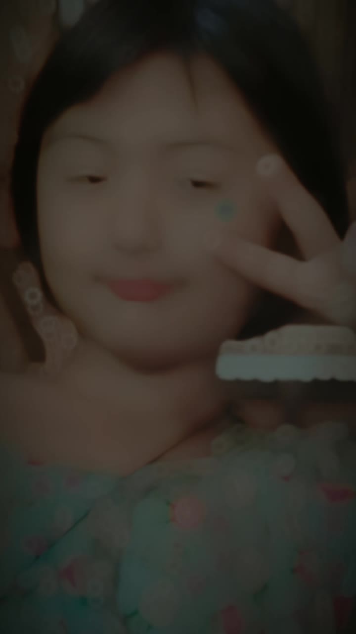 @အိအိဖြိုး