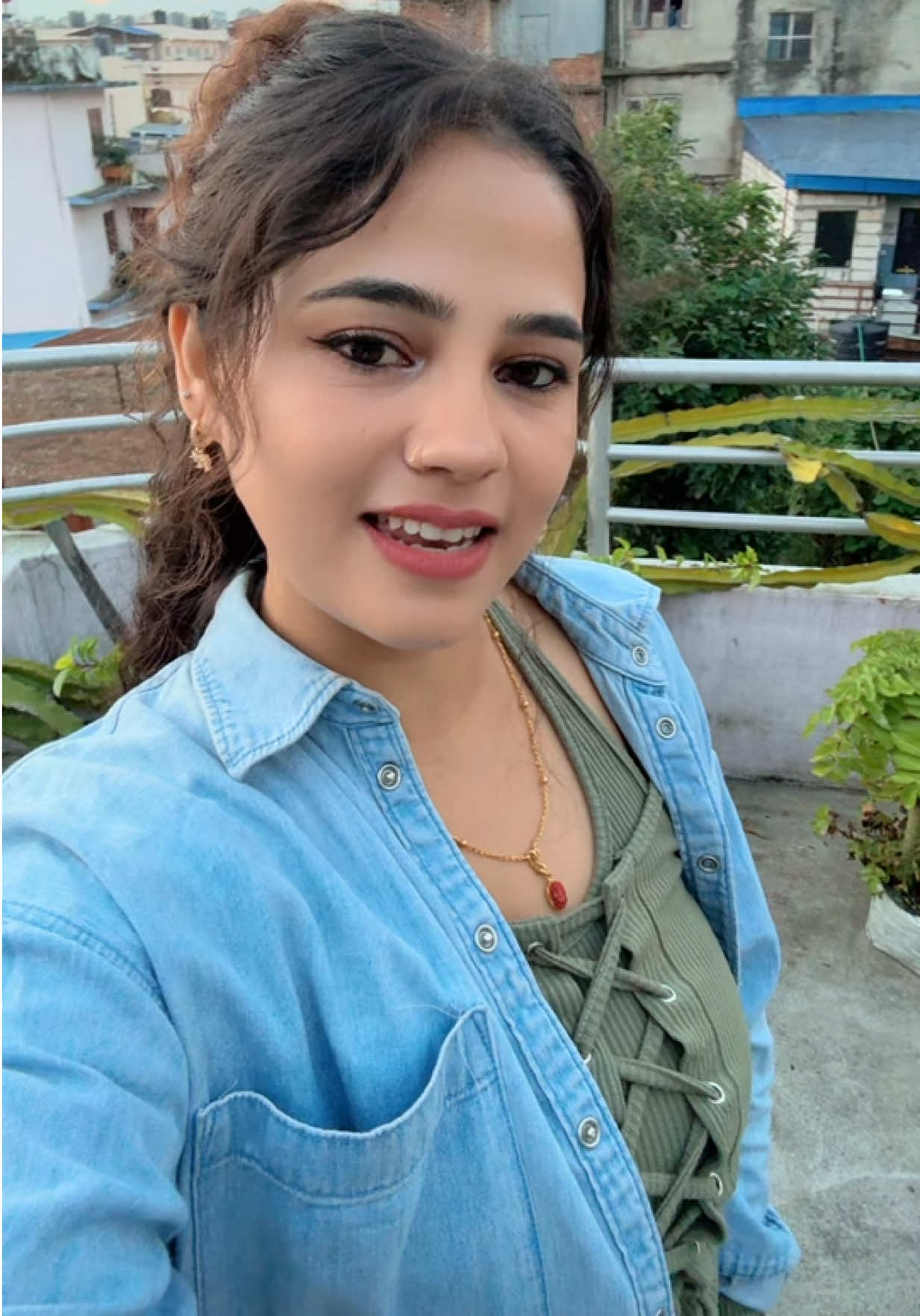 @Happy_Girl 🌻🇳🇵🇯🇵