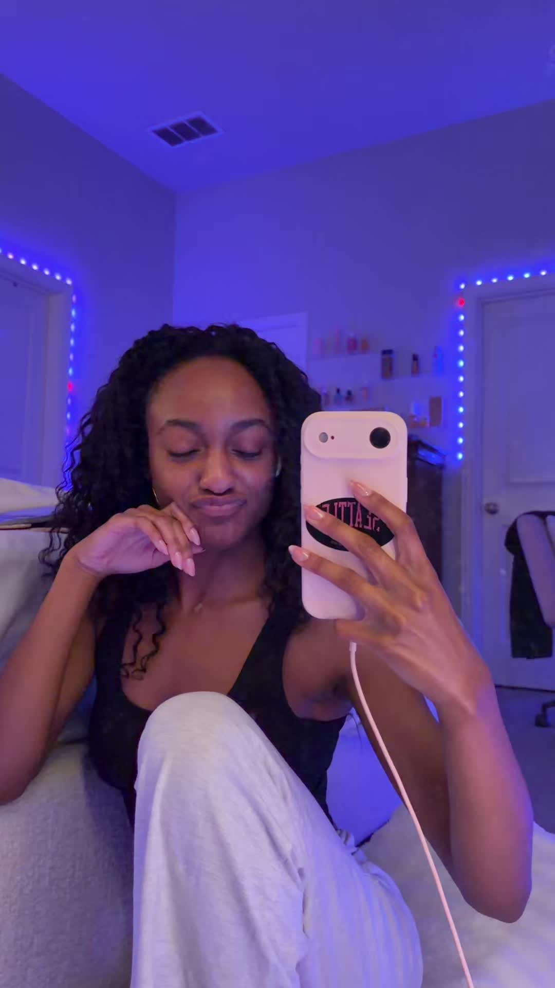 @thegirlwithbigkindeyes