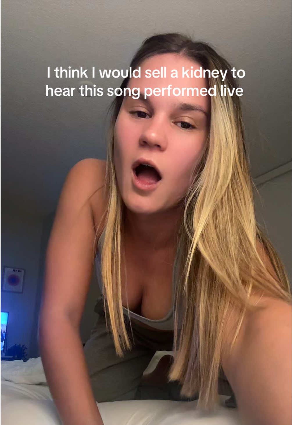 @emro ☮︎
