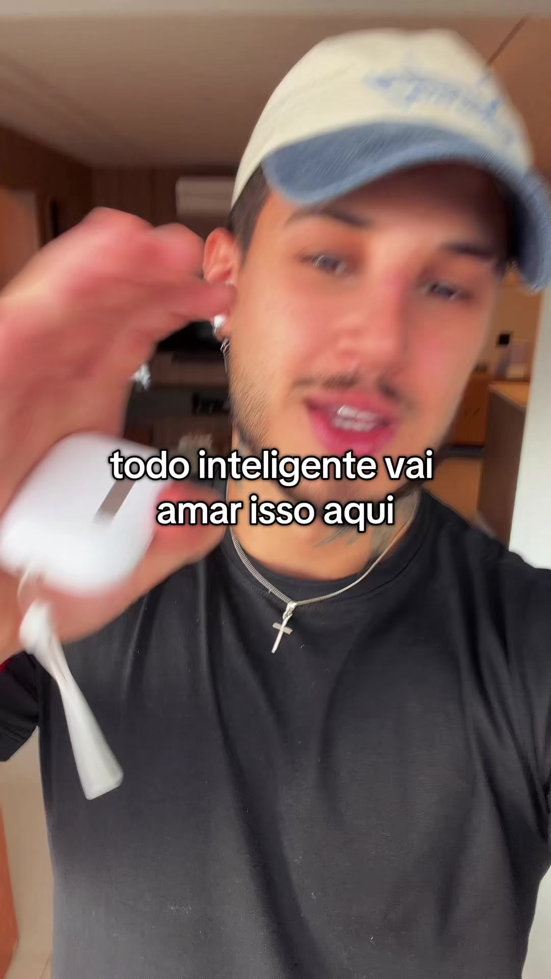 @Vilhena