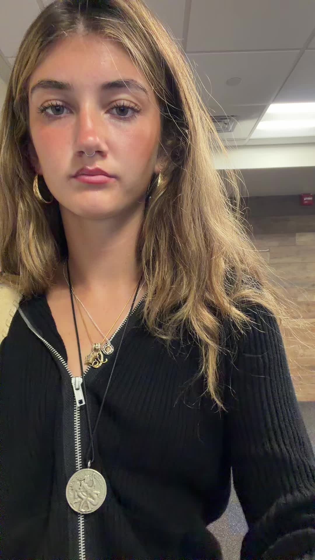 @clara
