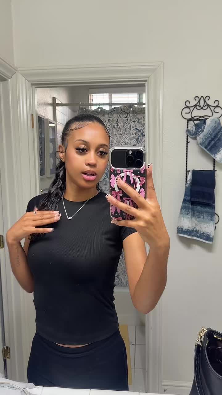 @thee stallion 🎀