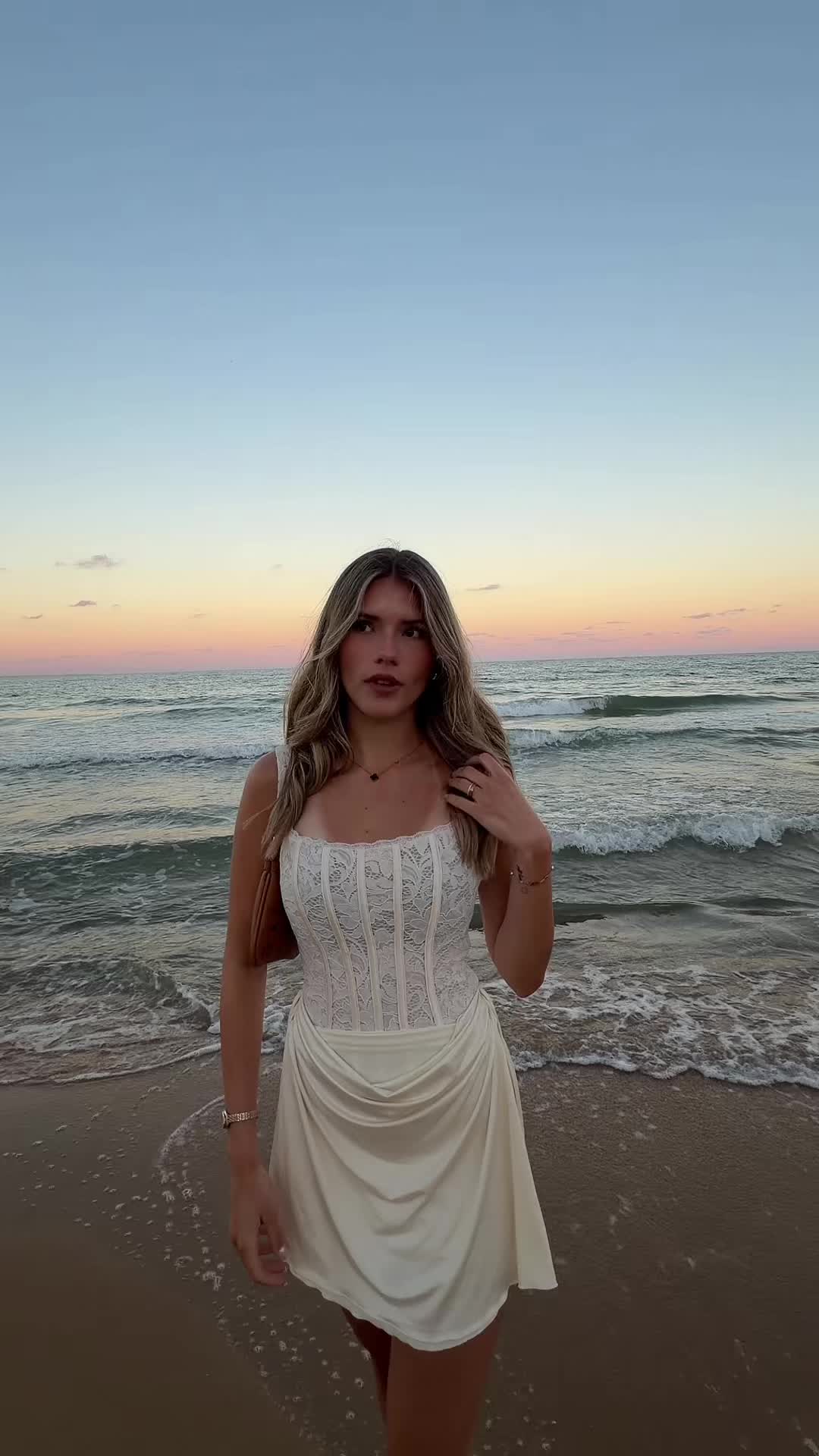 @lainysophie