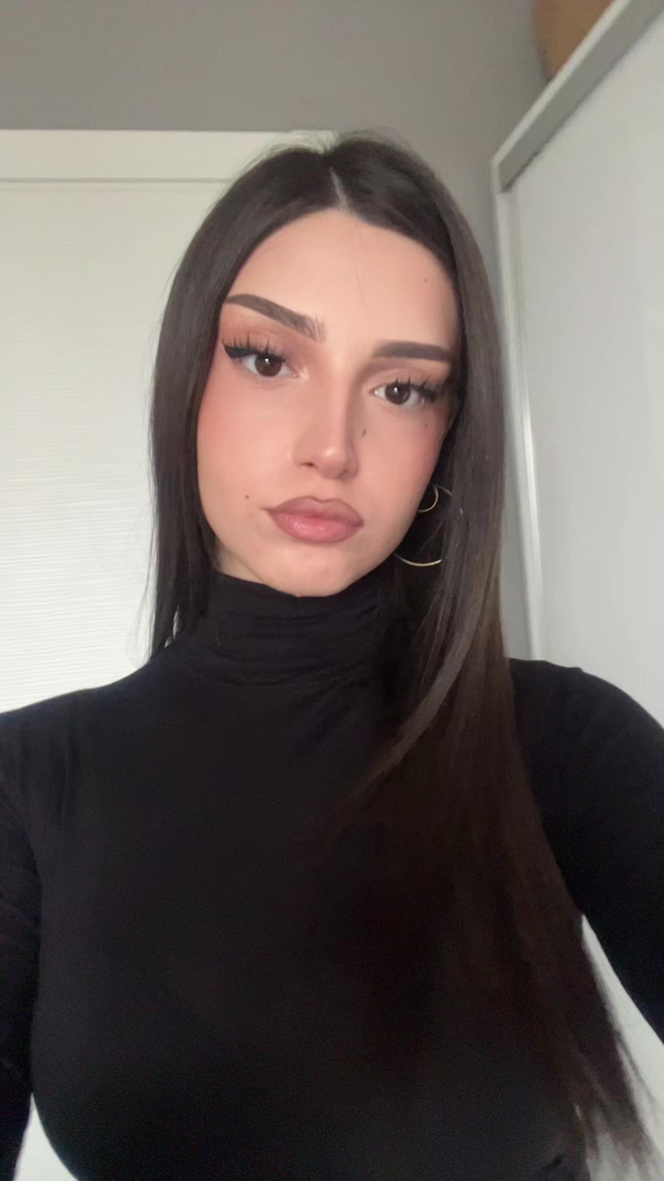 @𝒜.