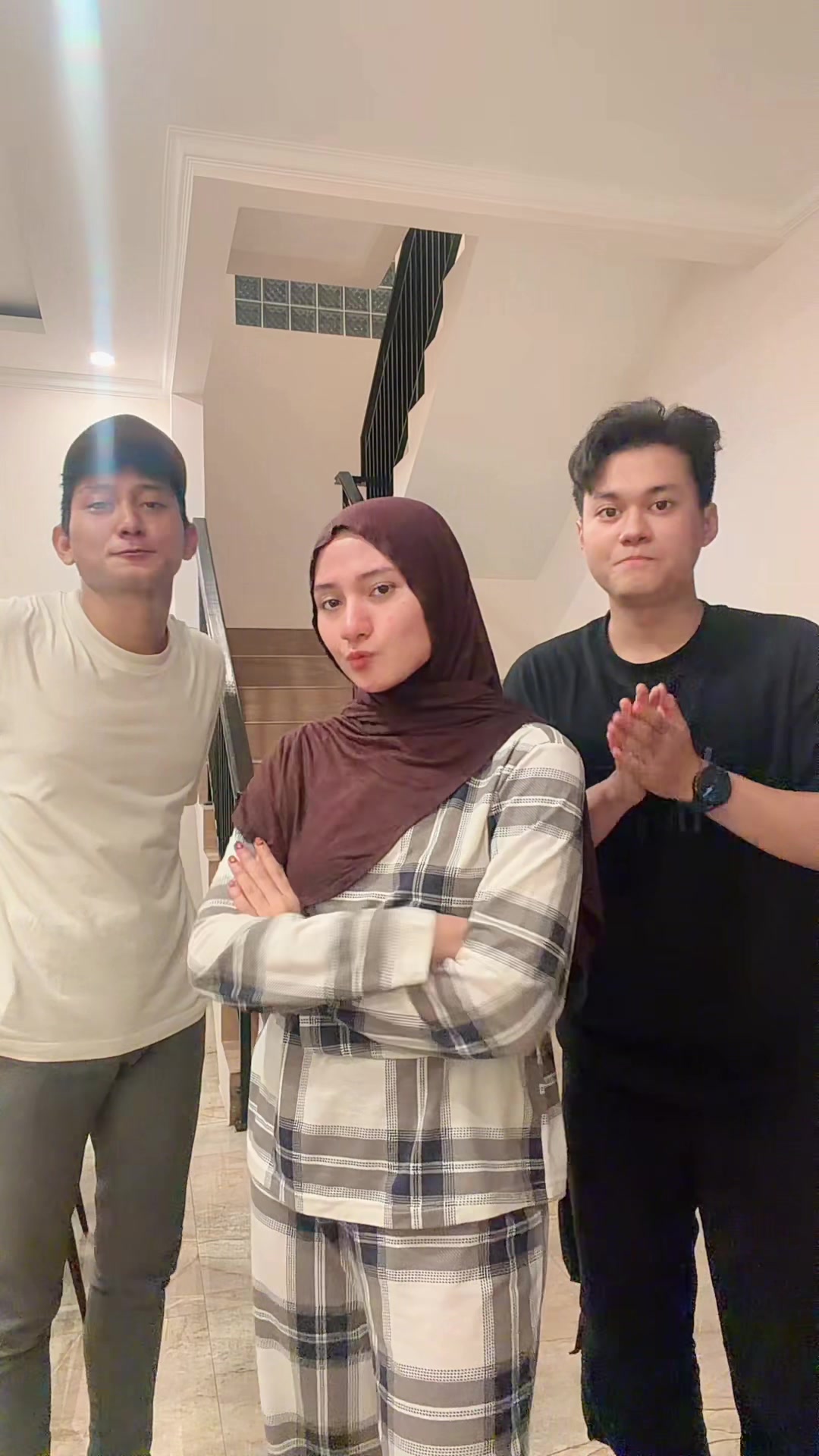 @Nadzira Shafa Askar